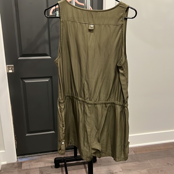 Army green romper - Picture 3 of 3